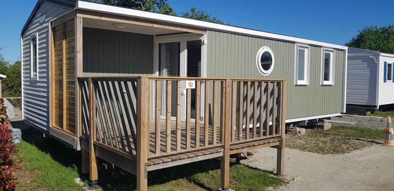Camping Insolite Le Haut Village Saint-Michel-Chef-Chef Exteriér fotografie