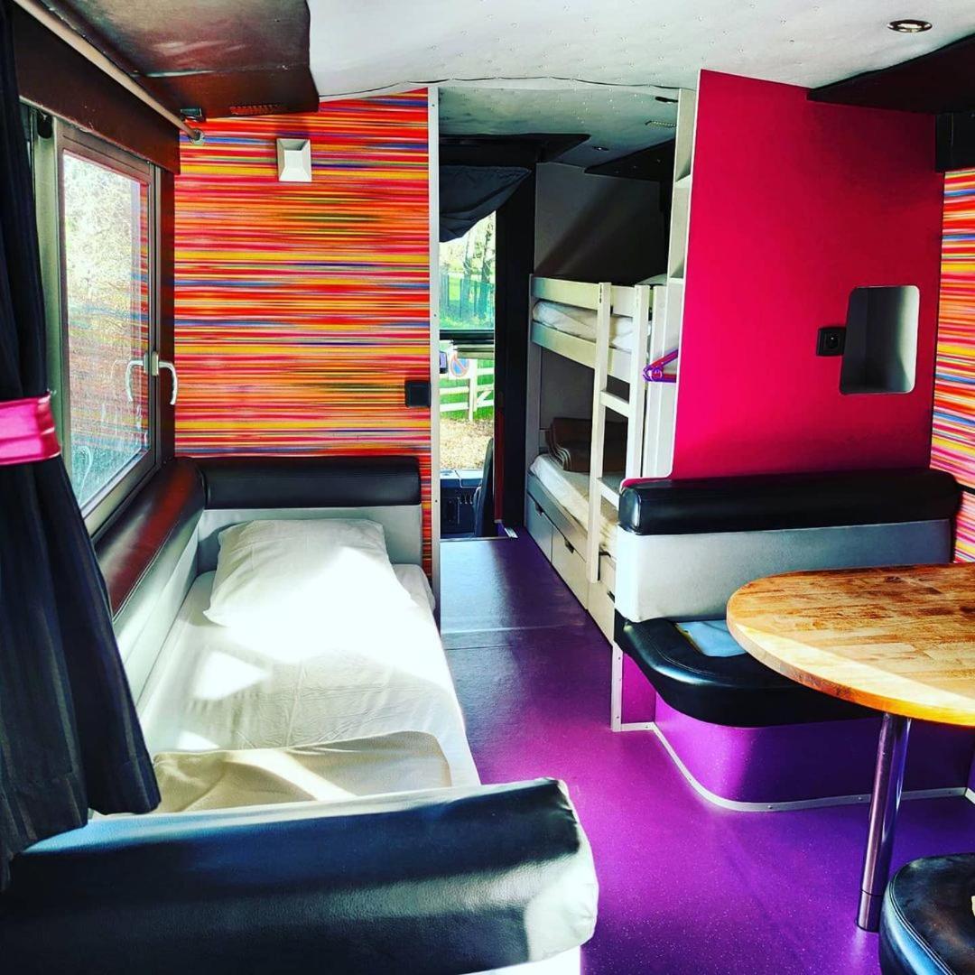 Camping Insolite Le Haut Village Saint-Michel-Chef-Chef Exteriér fotografie