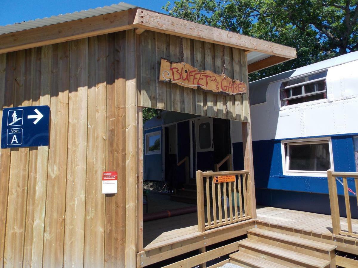 Camping Insolite Le Haut Village Saint-Michel-Chef-Chef Exteriér fotografie